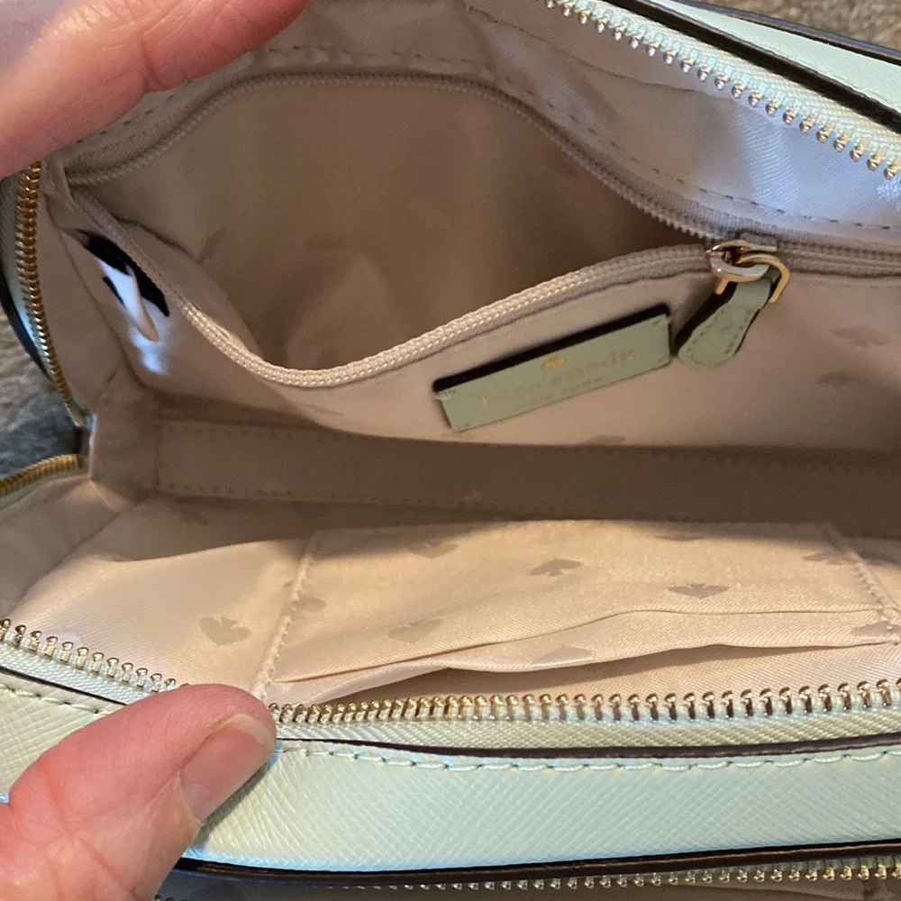 kate spade ♠️ Refined Grain Leather Mint Green crossbody - Picture 10 of 14